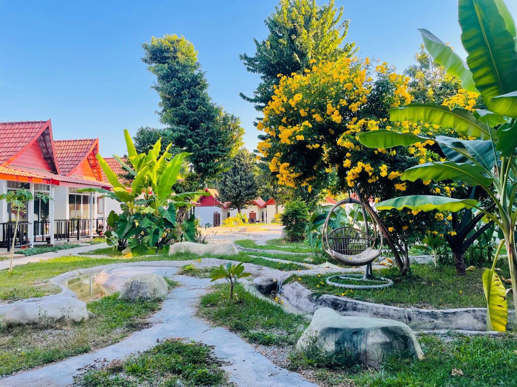 Jungle Paradise Vangvieng - Bungalows Ванг-В'єнг Екстер'єр фото