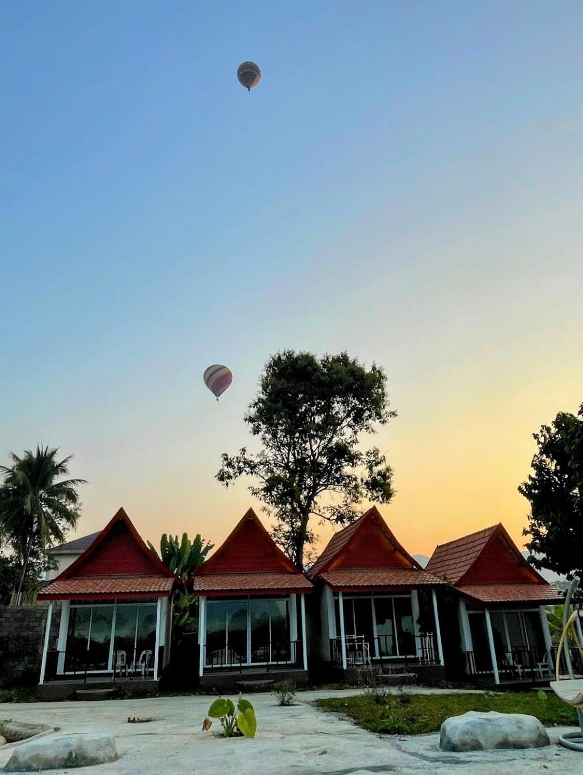 Jungle Paradise Vangvieng - Bungalows Ванг-В'єнг Екстер'єр фото