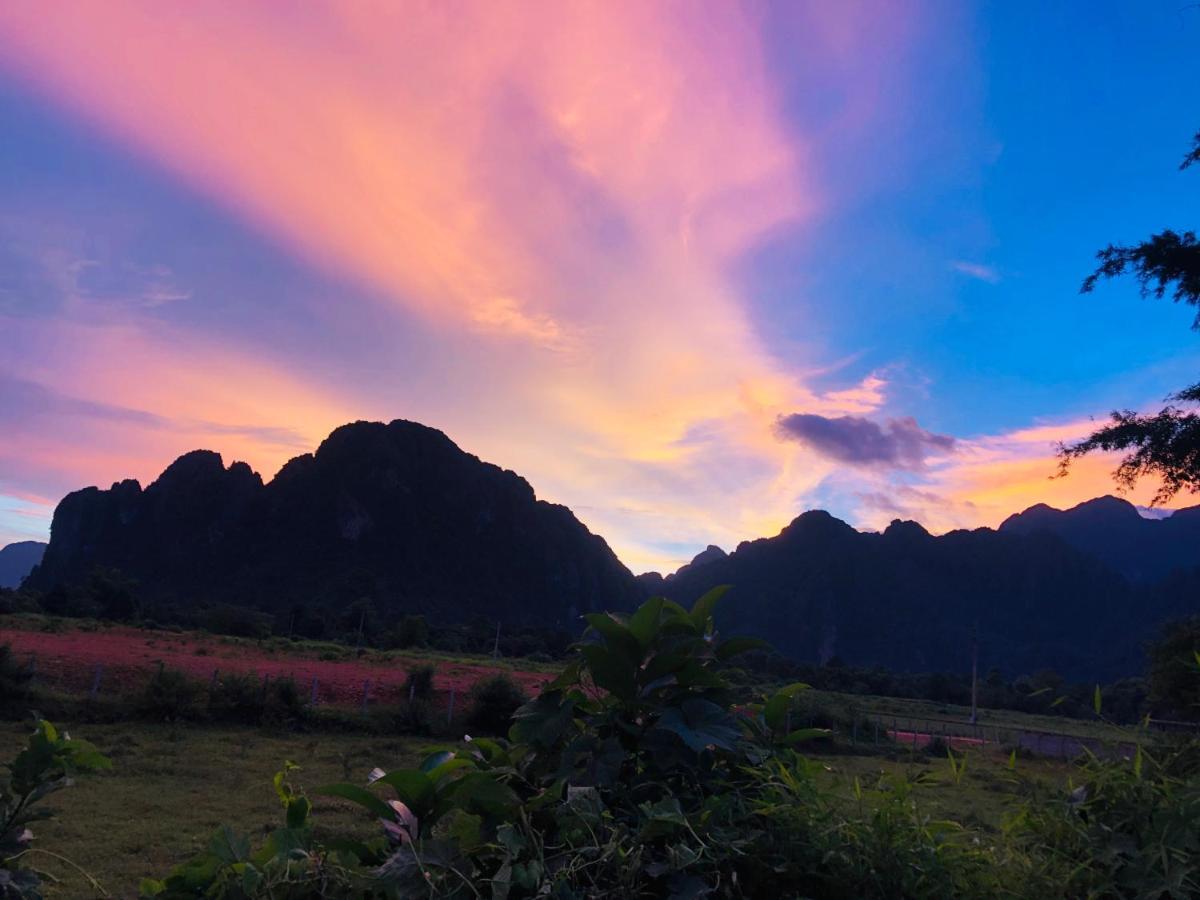 Jungle Paradise Vangvieng - Bungalows Ванг-В'єнг Екстер'єр фото